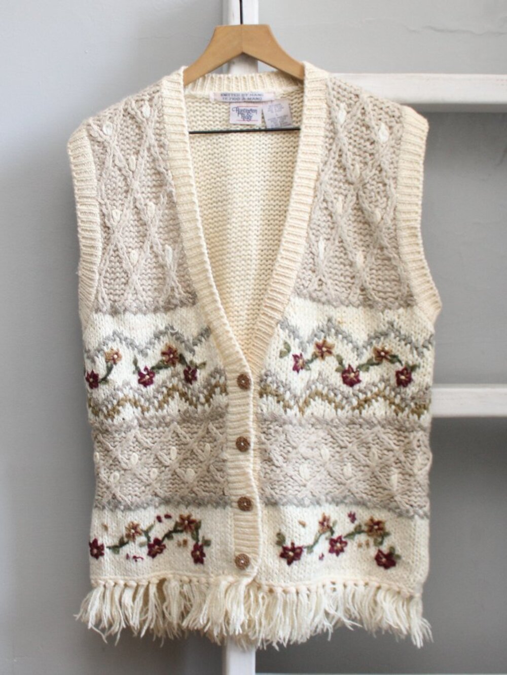 Huntington Ridge Vintage Embroidered Floral Cable Cream Knit Sweater Vest Large